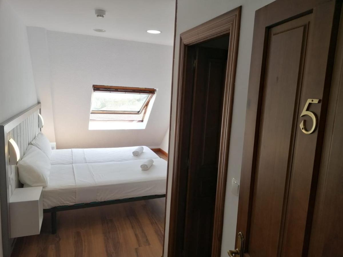 Hello Astur Green Bimenes Luaran gambar